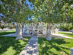 Building Photo - Orem 4-Plex