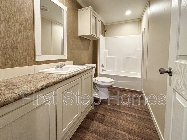Building Photo - 1402 Cotopaxi St