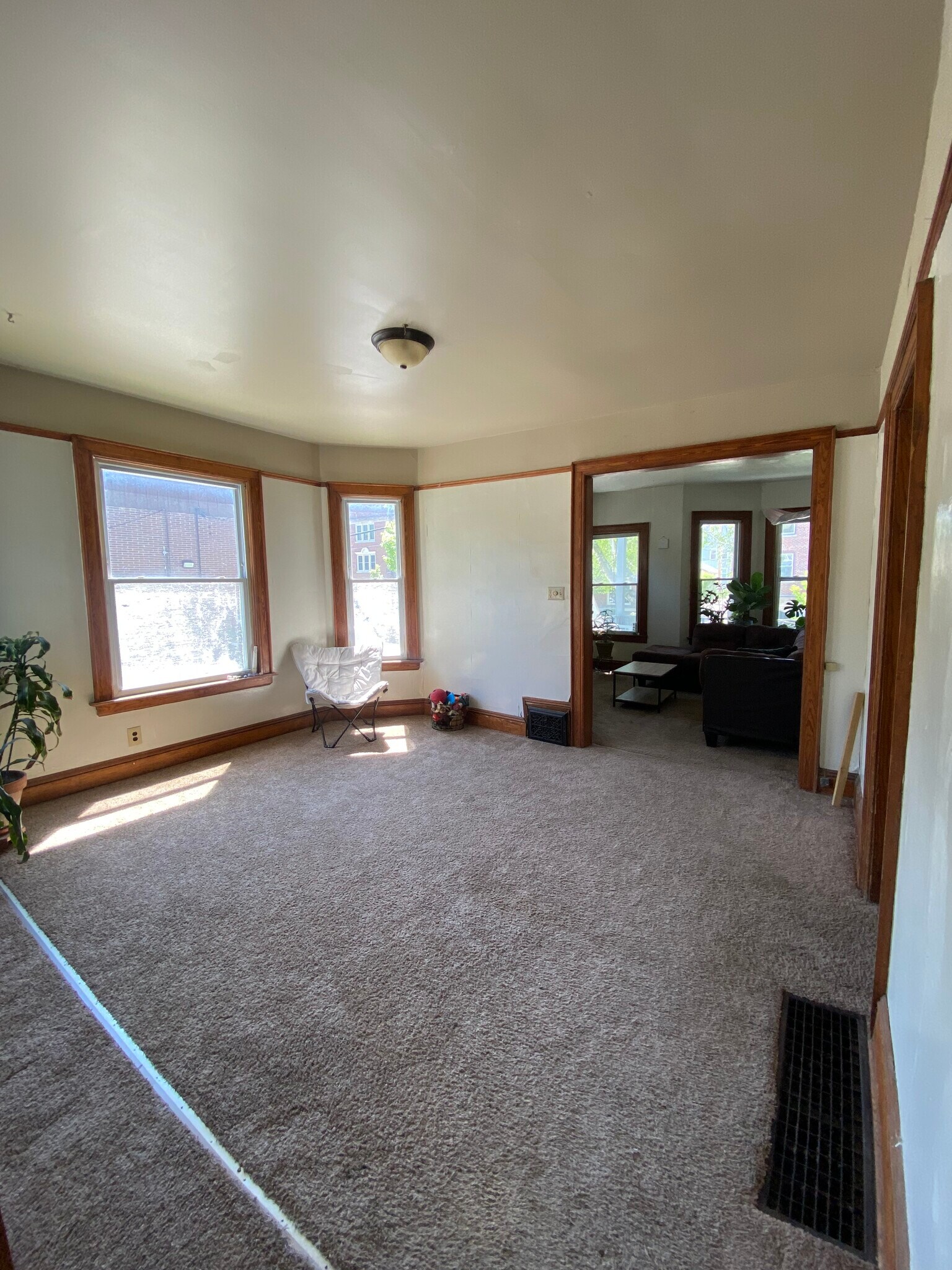 Building Photo - 1712 E Park Pl