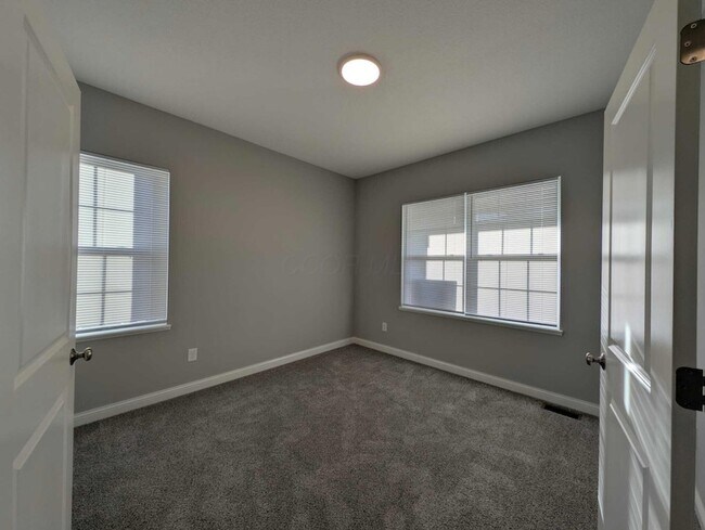 Building Photo - 1524 Raley Way