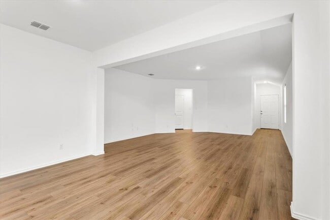 Building Photo - 487 Alamito Ave