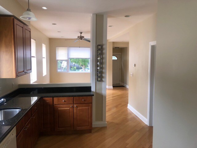 Building Photo - 2531 W Charleston St