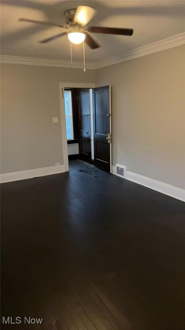 Building Photo - 2171 Olive Ave