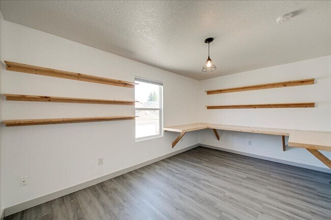 Building Photo - Low-Maintenance Comfort with Community Perks