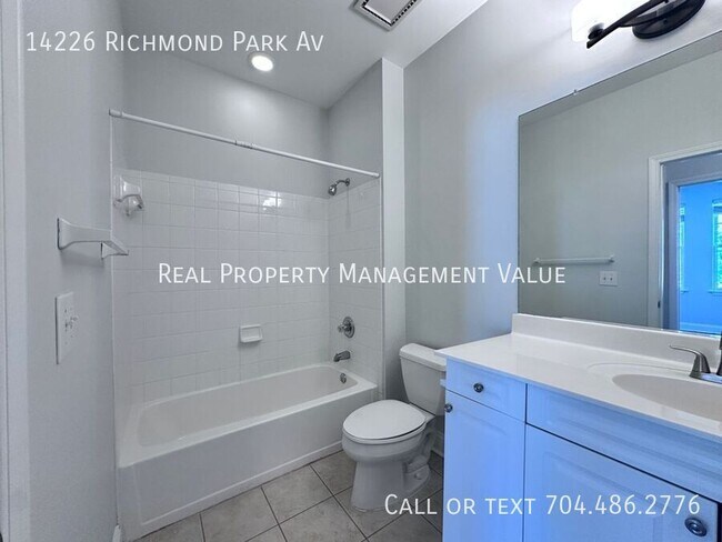 Building Photo - 14226 Richmond Park Ave