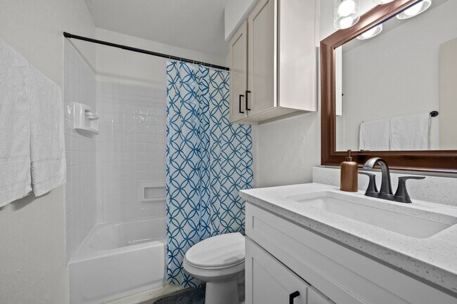 Building Photo - 1301 US-287