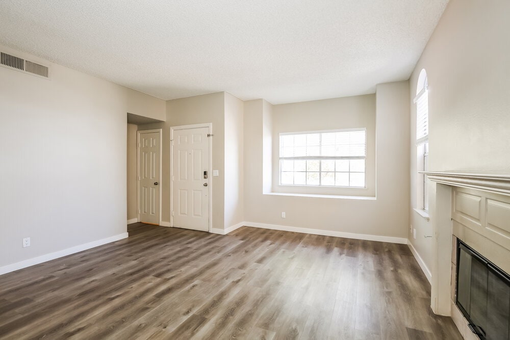 Building Photo - 7217 Chesterton Dr