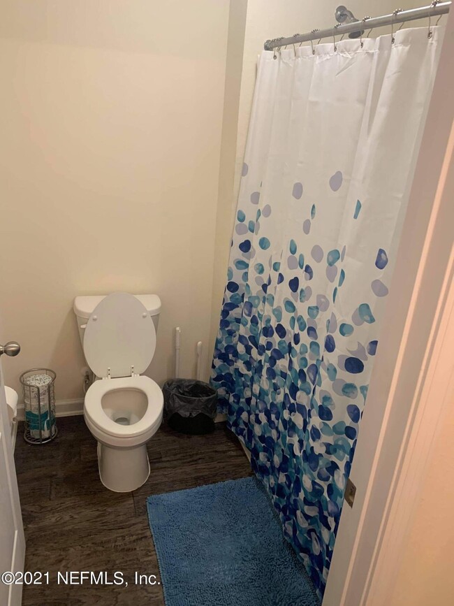 Building Photo - 3676 Alta Lakes Blvd