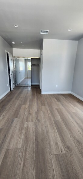 Building Photo - 2401 Redondo Blvd