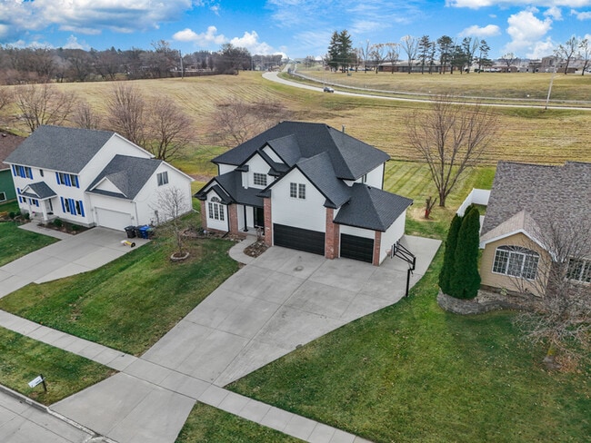 Building Photo - 3510 Rose Ave