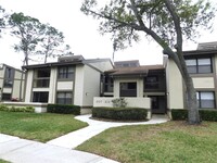 Building Photo - 207 Woodlake Wynde
