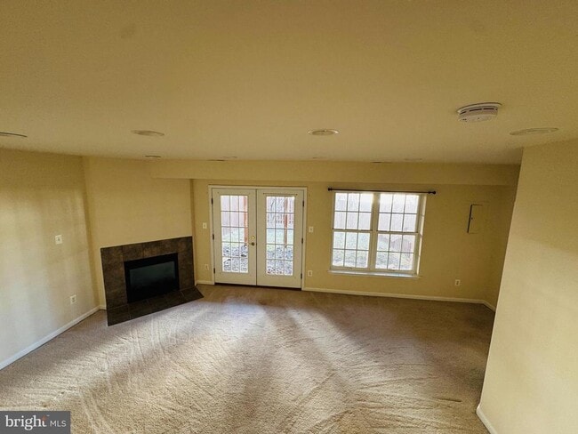 Building Photo - 43776 Smith Ferry Square