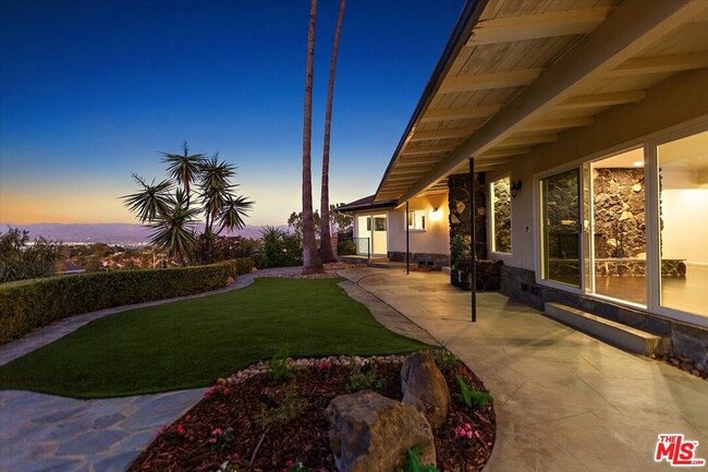 Primary Photo - 15451 Longbow Dr
