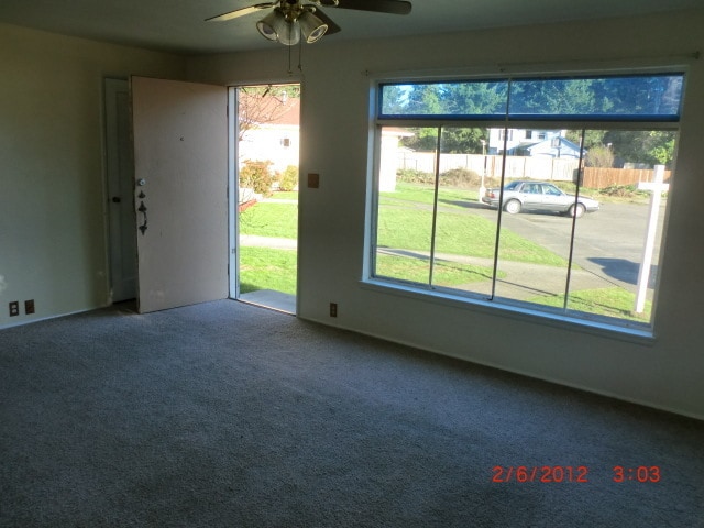 Building Photo - Rent Ready --- Pending approved tenant