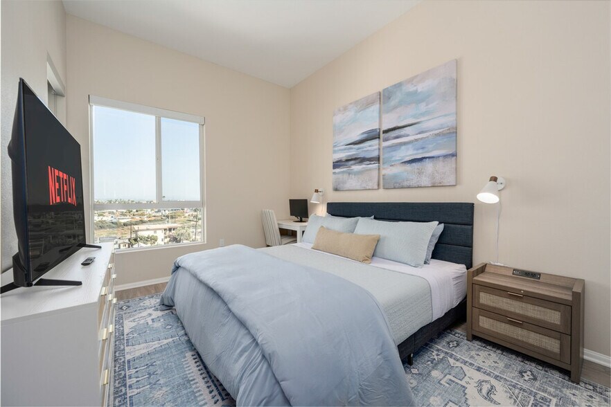 Building Photo - 3136 Meade Ave