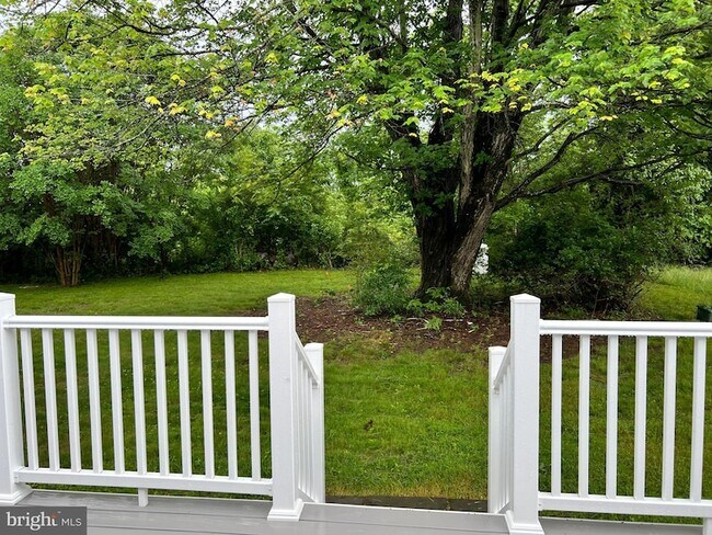 Building Photo - 34 Hornets Nest Ln