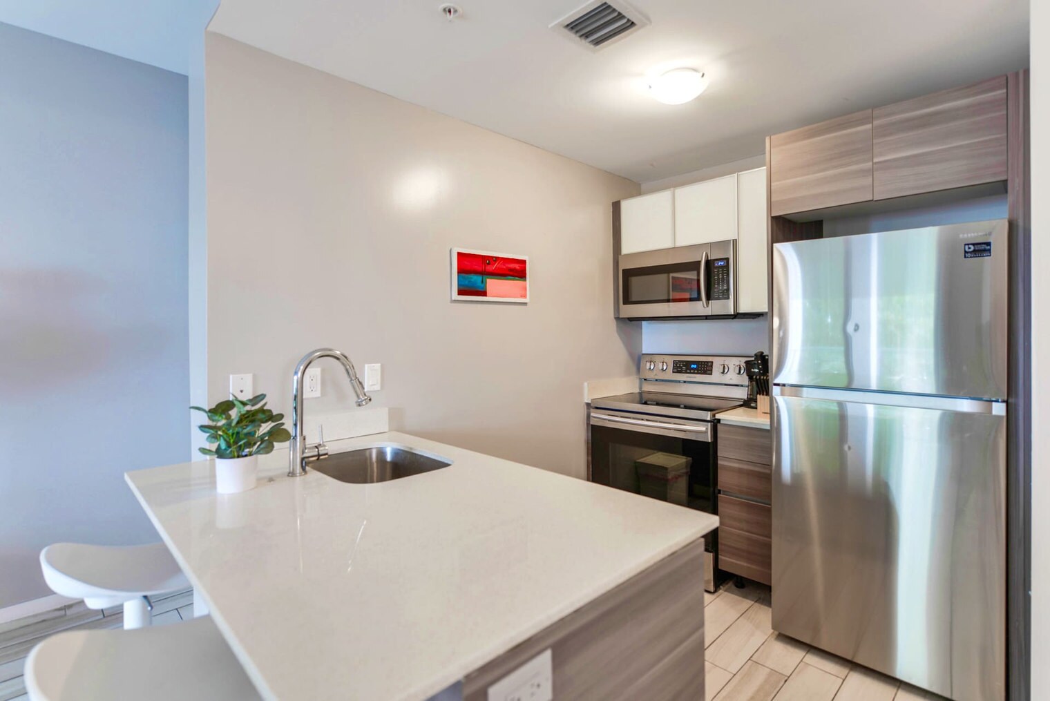 Building Photo - 481 NE 29th St