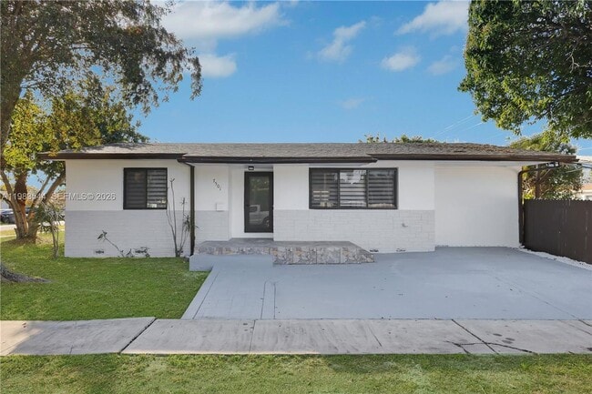 Building Photo - 7501 Raleigh St