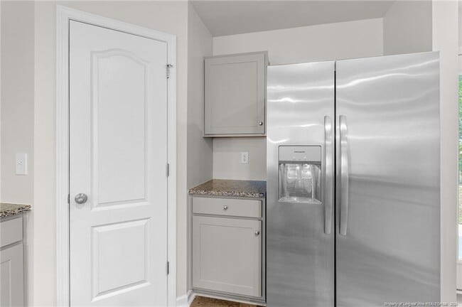 Building Photo - 129 Chinook Ln