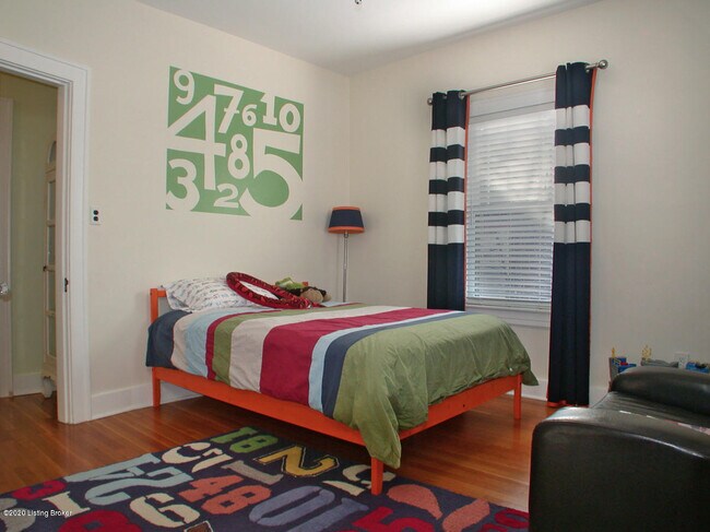 Building Photo - 2316 Carolina Ave