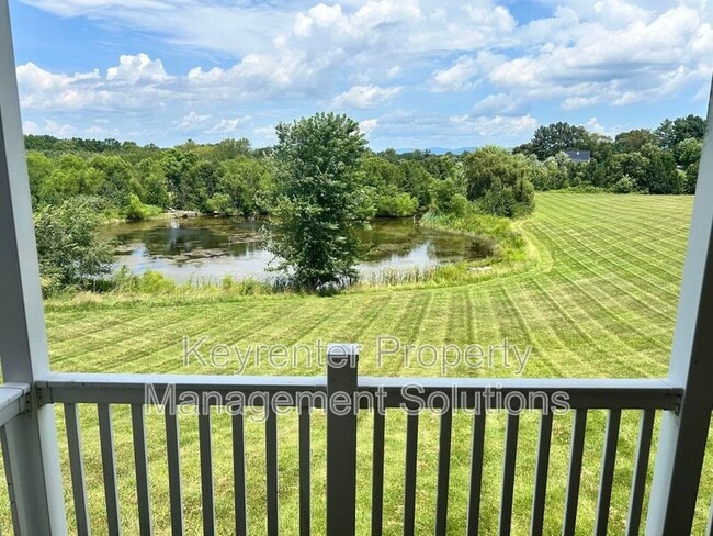 Building Photo - 33 Hodge Farm Ln