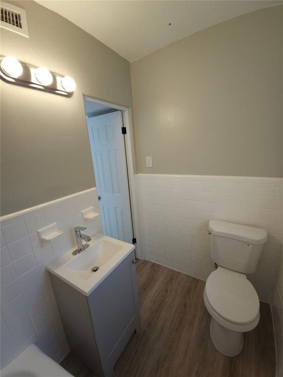 Building Photo - 820 Berkshire Rd