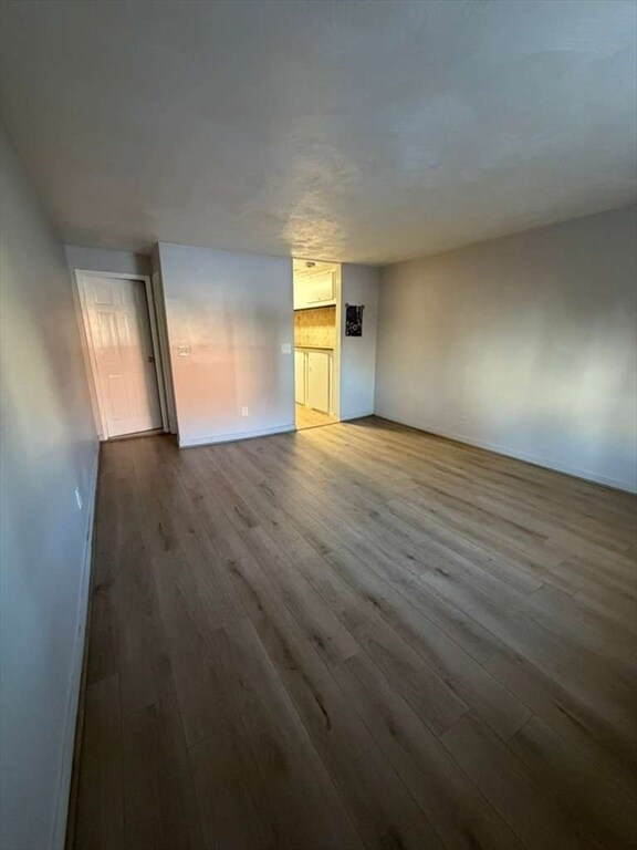 Building Photo - 27 Gordon St