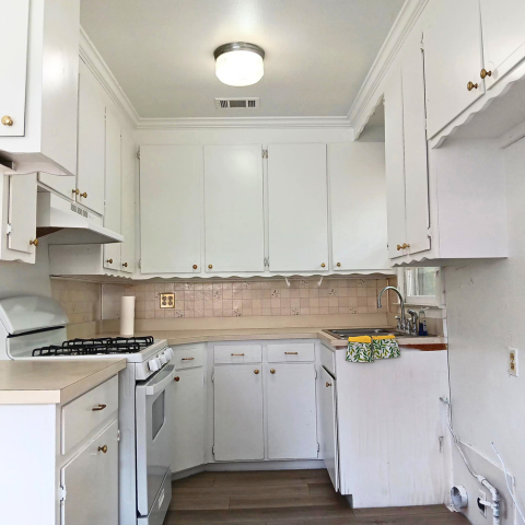 Building Photo - 7055 Langdon Dr