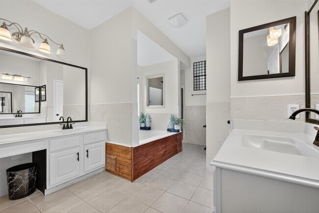 Building Photo - 3318 Pebble Trace Dr