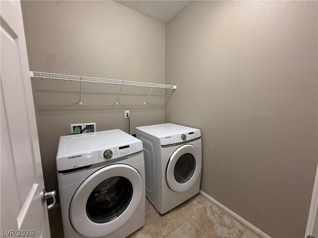 Building Photo - 3197 Arco Ave