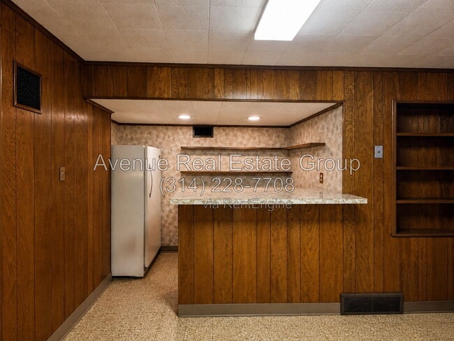 Building Photo - 12163 Cheryl Ct
