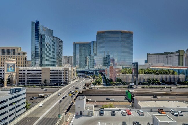 Building Photo - Fully Furnished 2 Bedroom 2 Bath High Rise with Strip Views