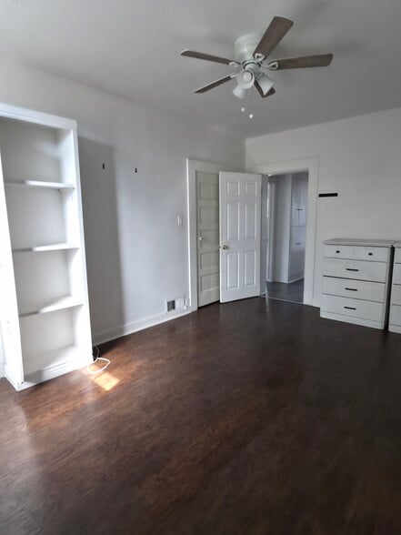 Building Photo - 163 W 400 S
