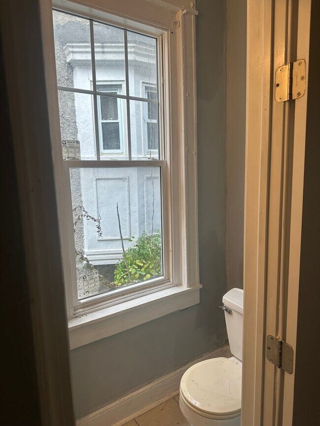 Building Photo - Remodeled Home - Baltimore