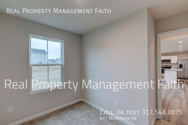 Building Photo - 897 McArthur Dr
