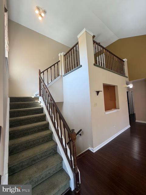 Building Photo - 114 Andover Pl