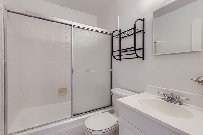Building Photo - Cozy 2 bed/1 bath in Central Boulder with ...