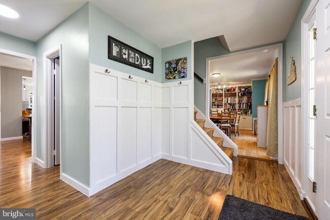 Building Photo - 4301 Mountain View Dr