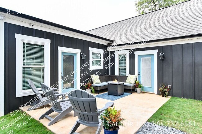 Building Photo - 81 Allen St