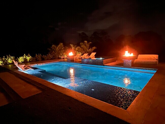 Building Photo - 3155 SW 78th Ave