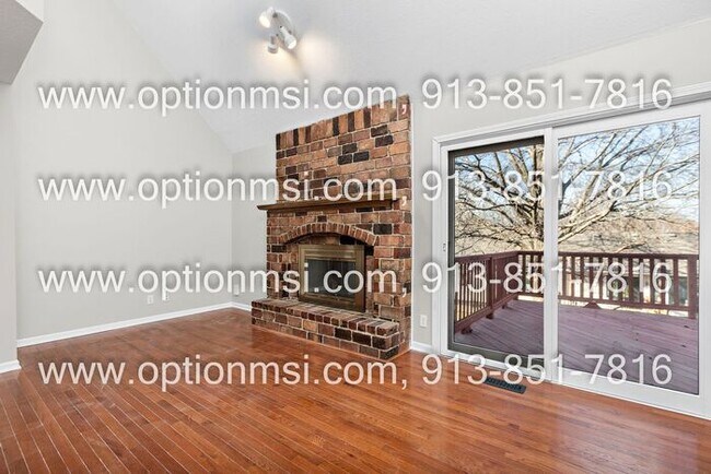 Building Photo - Lenexa West Subdivision