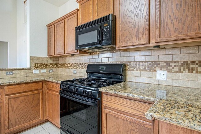 Building Photo - 19718 Summerlin Dr