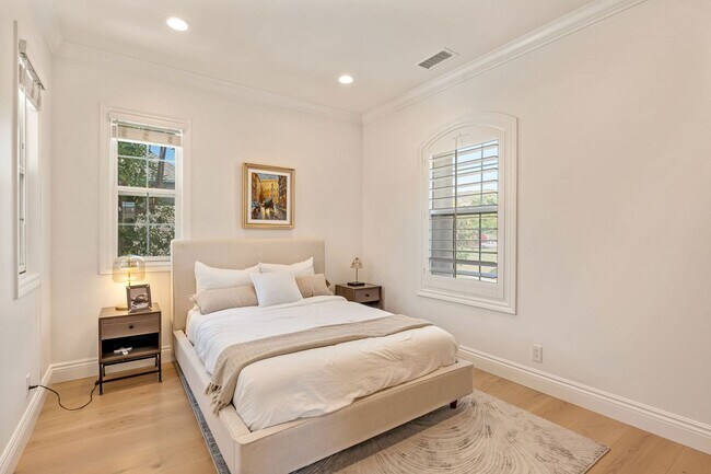 Building Photo - Luxurious French Country Estate in Ladera Ranch – Fully Furnished with Flexible Short-Term Lease ...