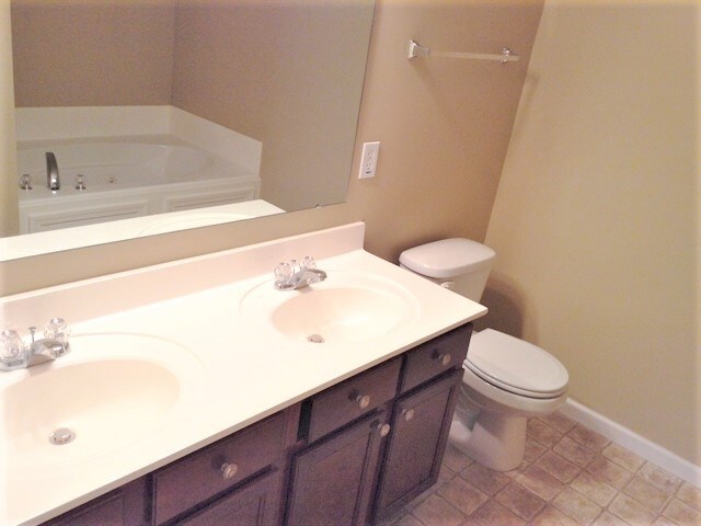 Building Photo - 1230 Highland Lake Way