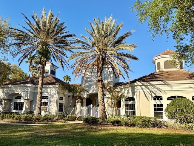 Building Photo - 13827 Fairway Island Dr