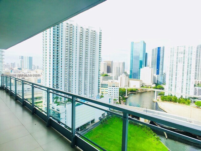 Building Photo - 92 SW 3rd St