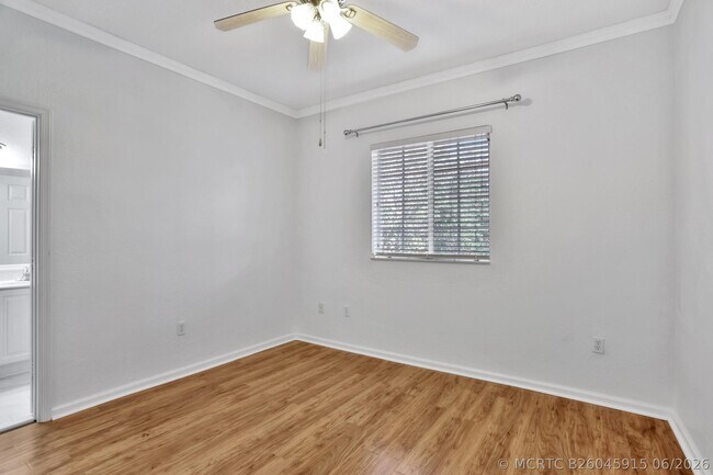 Building Photo - 6527 Catalina Ln