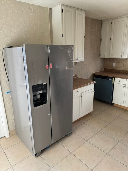 Kitchen - 5345 Orchard Pl