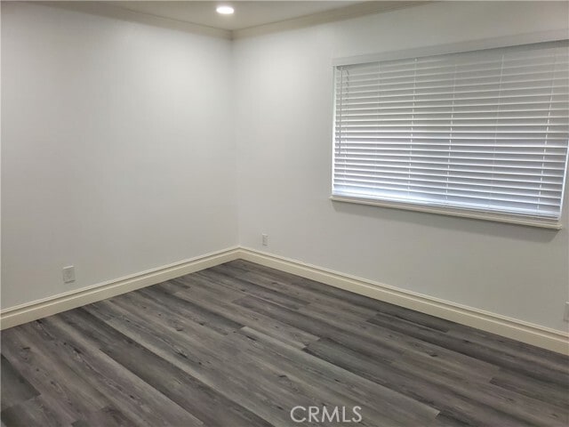 Building Photo - 10654 White Oak Dr