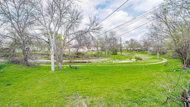 Building Photo - 542 S Redford Ln